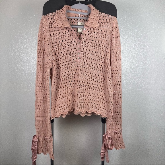 Free People Tops - Free People Crochet Lace Blouse in Dusty Pink